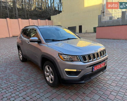 Сірий Джип Compass, об'ємом двигуна 2.4 л та пробігом 121 тис. км за 14950 $, фото 1 на Automoto.ua