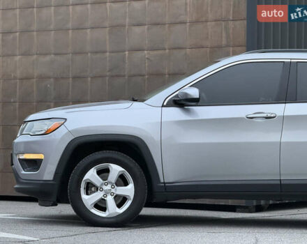 Серый Джип Компас, объемом двигателя 2.36 л и пробегом 105 тыс. км за 14950 $, фото 12 на Automoto.ua