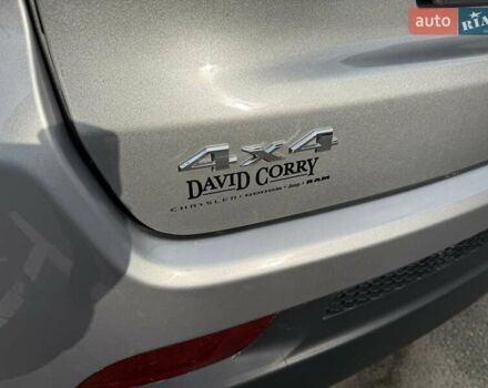 Сірий Джип Compass, об'ємом двигуна 2.4 л та пробігом 127 тис. км за 14900 $, фото 30 на Automoto.ua