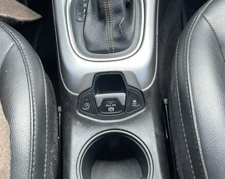 Серый Джип Компас, объемом двигателя 2.36 л и пробегом 105 тыс. км за 13500 $, фото 24 на Automoto.ua