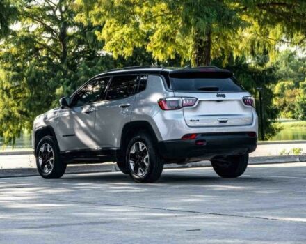 Джип Компас 2018 в Львове на Automoto.ua Серый Джип Компас, объемом двигателя 1.4 л и пробегом 50 тыс. км за 12700 $, фото 4 на Automoto.ua