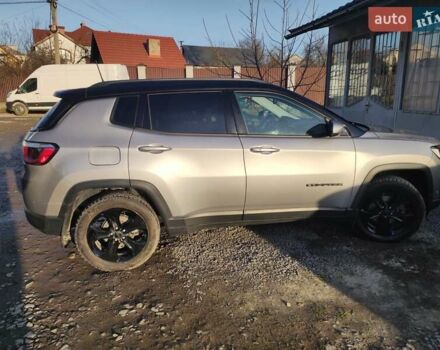 Сірий Джип Compass, об'ємом двигуна 2.36 л та пробігом 133 тис. км за 14500 $, фото 5 на Automoto.ua