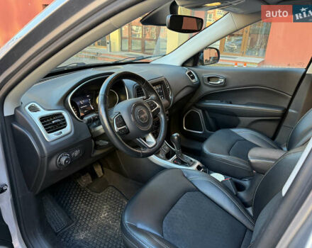 Сірий Джип Compass, об'ємом двигуна 2.4 л та пробігом 121 тис. км за 14950 $, фото 5 на Automoto.ua
