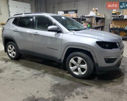 Джип Compass 2018 у Києві на Automoto.ua Сірий Джип Compass, об'ємом двигуна 2.4 л та пробігом 106 тис. км за 2600 $, фото 3 на Automoto.ua