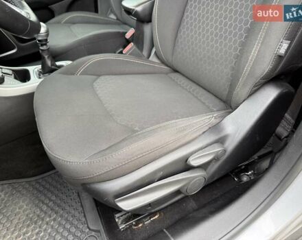 Сірий Джип Compass, об'ємом двигуна 2.4 л та пробігом 127 тис. км за 14900 $, фото 11 на Automoto.ua