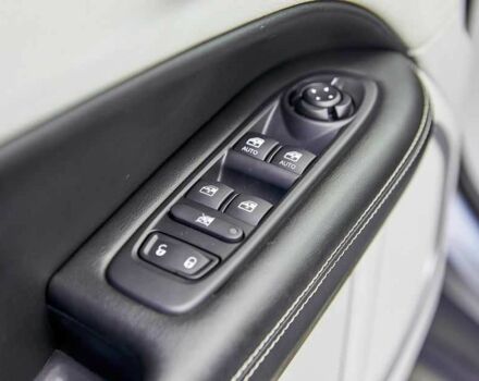 Джип Компас 2018 в Киеве на Automoto.ua Серый Джип Компас, объемом двигателя 2.4 л и пробегом 43 тыс. км за 12000 $, фото 11 на Automoto.ua