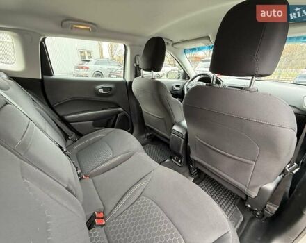 Сірий Джип Compass, об'ємом двигуна 2.4 л та пробігом 127 тис. км за 14900 $, фото 28 на Automoto.ua