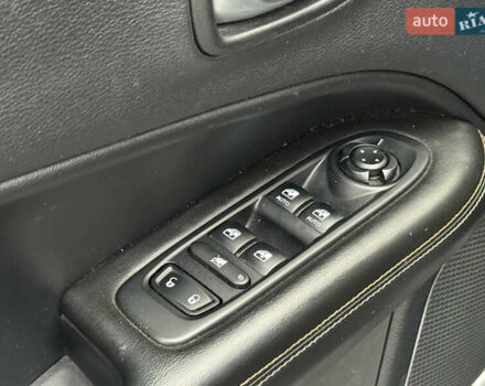 Серый Джип Компас, объемом двигателя 2.36 л и пробегом 230 тыс. км за 15999 $, фото 19 на Automoto.ua