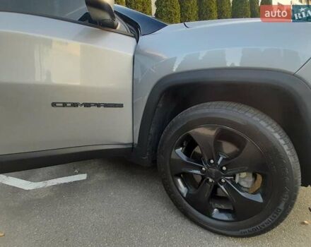 Джип Компас 2018 в Киеве на Automoto.ua Серый Джип Компас, объемом двигателя 2.4 л и пробегом 119 тыс. км за 15950 $, фото 11 на Automoto.ua
