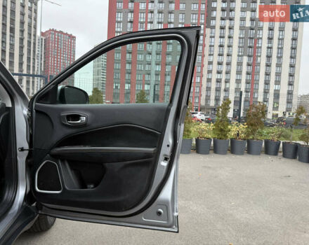 Серый Джип Компас, объемом двигателя 2.4 л и пробегом 191 тыс. км за 13400 $, фото 30 на Automoto.ua