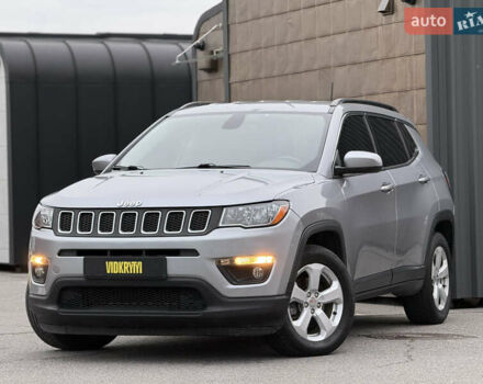 Серый Джип Компас, объемом двигателя 2.36 л и пробегом 105 тыс. км за 14950 $, фото 1 на Automoto.ua