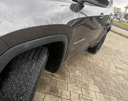 Сірий Джип Compass, об'ємом двигуна 2.36 л та пробігом 220 тис. км за 13499 $, фото 1 на Automoto.ua