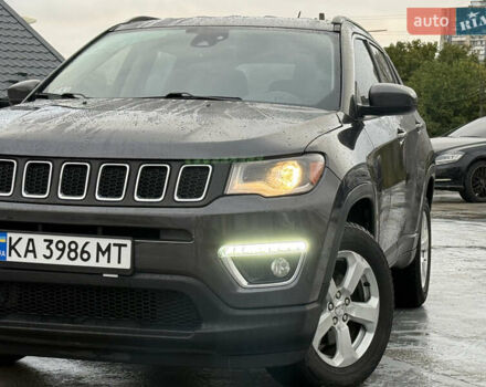 Серый Джип Компас, объемом двигателя 2.36 л и пробегом 230 тыс. км за 15999 $, фото 1 на Automoto.ua