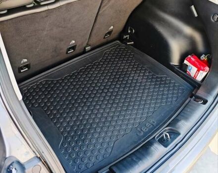 Сірий Джип Compass, об'ємом двигуна 2.36 л та пробігом 154 тис. км за 14700 $, фото 26 на Automoto.ua