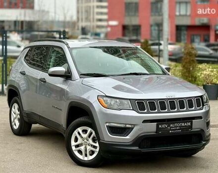 Серый Джип Компас, объемом двигателя 2.4 л и пробегом 191 тыс. км за 13400 $, фото 1 на Automoto.ua