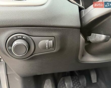 Сірий Джип Compass, об'ємом двигуна 2.4 л та пробігом 127 тис. км за 14900 $, фото 13 на Automoto.ua