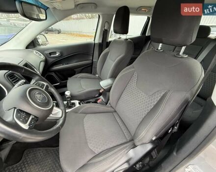 Сірий Джип Compass, об'ємом двигуна 2.4 л та пробігом 127 тис. км за 14900 $, фото 12 на Automoto.ua