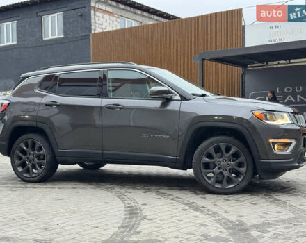 Серый Джип Компас, объемом двигателя 2.36 л и пробегом 107 тыс. км за 15400 $, фото 4 на Automoto.ua