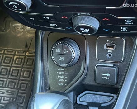 Серый Джип Компас, объемом двигателя 2.4 л и пробегом 128 тыс. км за 15490 $, фото 20 на Automoto.ua