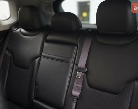 Серый Джип Компас, объемом двигателя 2.4 л и пробегом 164 тыс. км за 14000 $, фото 13 на Automoto.ua