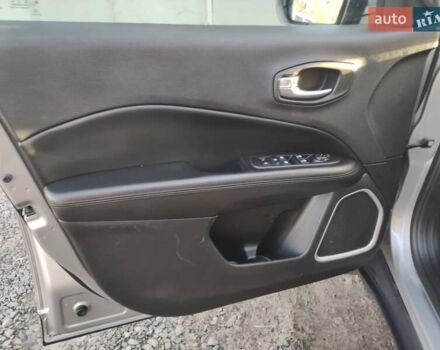 Сірий Джип Compass, об'ємом двигуна 2.36 л та пробігом 133 тис. км за 14500 $, фото 16 на Automoto.ua