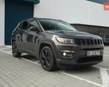 Серый Джип Компас, объемом двигателя 2.4 л и пробегом 164 тыс. км за 14000 $, фото 2 на Automoto.ua