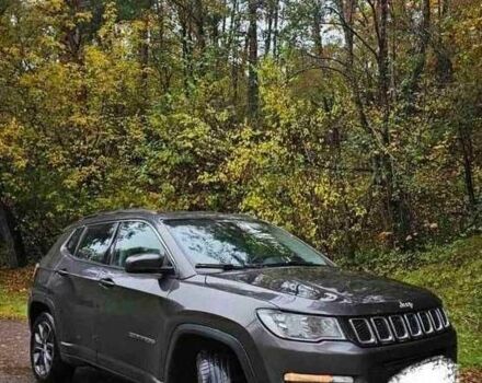 Серый Джип Компас, объемом двигателя 0 л и пробегом 114 тыс. км за 8100 $, фото 1 на Automoto.ua
