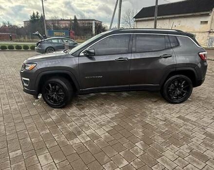 Серый Джип Компас, объемом двигателя 2.36 л и пробегом 220 тыс. км за 13299 $, фото 3 на Automoto.ua