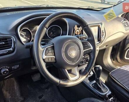 Сірий Джип Compass, об'ємом двигуна 2.36 л та пробігом 126 тис. км за 14000 $, фото 6 на Automoto.ua