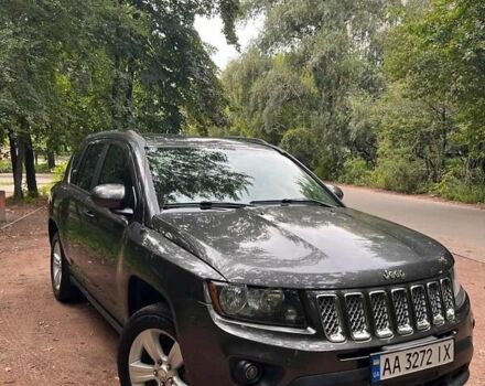Серый Джип Компас, объемом двигателя 2.36 л и пробегом 187 тыс. км за 13799 $, фото 3 на Automoto.ua