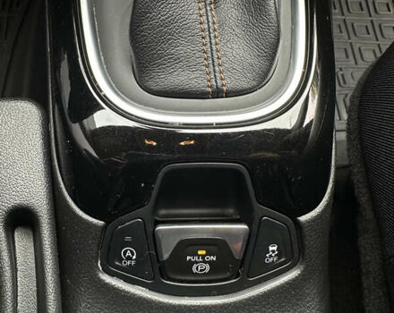 Сірий Джип Compass, об'ємом двигуна 2.36 л та пробігом 52 тис. км за 18500 $, фото 25 на Automoto.ua