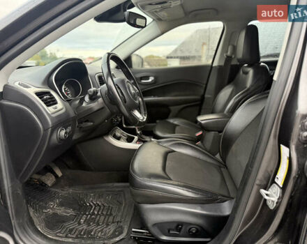 Серый Джип Компас, объемом двигателя 2.36 л и пробегом 230 тыс. км за 15999 $, фото 12 на Automoto.ua