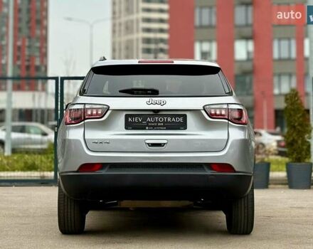 Серый Джип Компас, объемом двигателя 2.4 л и пробегом 191 тыс. км за 13400 $, фото 8 на Automoto.ua