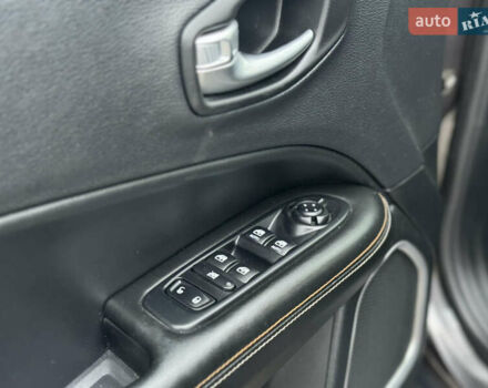 Серый Джип Компас, объемом двигателя 2.4 л и пробегом 91 тыс. км за 15750 $, фото 23 на Automoto.ua