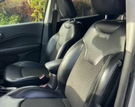 Сірий Джип Compass, об'ємом двигуна 2.4 л та пробігом 40 тис. км за 11700 $, фото 8 на Automoto.ua