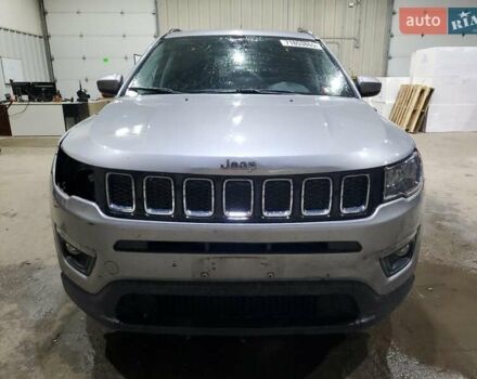 Джип Compass 2018 у Києві на Automoto.ua Сірий Джип Compass, об'ємом двигуна 2.4 л та пробігом 106 тис. км за 2600 $, фото 4 на Automoto.ua