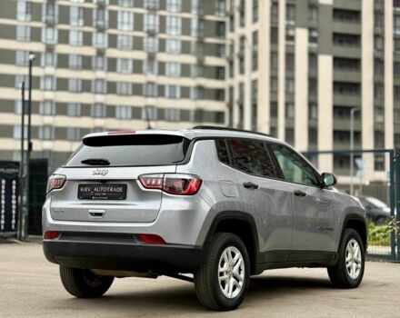 Серый Джип Компас, объемом двигателя 2.4 л и пробегом 190 тыс. км за 13400 $, фото 3 на Automoto.ua