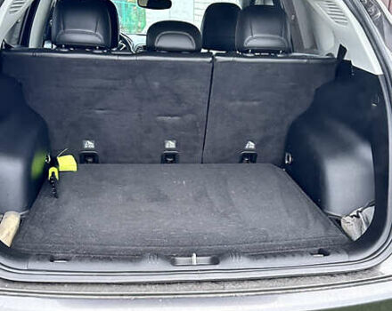 Серый Джип Компас, объемом двигателя 2.36 л и пробегом 755 тыс. км за 15000 $, фото 2 на Automoto.ua