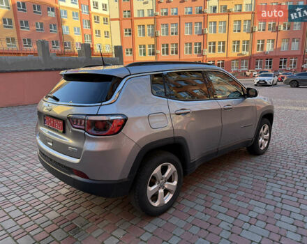 Сірий Джип Compass, об'ємом двигуна 2.4 л та пробігом 121 тис. км за 14950 $, фото 2 на Automoto.ua