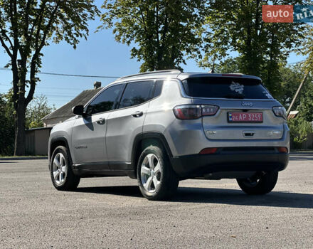 Сірий Джип Compass, об'ємом двигуна 2.4 л та пробігом 48 тис. км за 16777 $, фото 22 на Automoto.ua