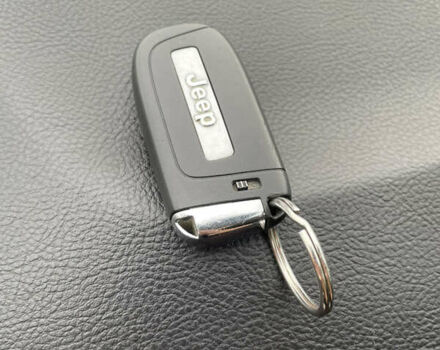 Сірий Джип Compass, об'ємом двигуна 2.4 л та пробігом 123 тис. км за 18000 $, фото 55 на Automoto.ua