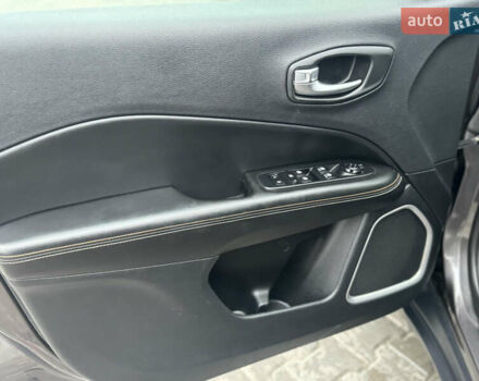 Серый Джип Компас, объемом двигателя 2.4 л и пробегом 91 тыс. км за 15750 $, фото 22 на Automoto.ua