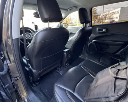 Джип Компас 2018 в Киеве на Automoto.ua Серый Джип Компас, объемом двигателя 2.4 л и пробегом 144 тыс. км за 15800 $, фото 29 на Automoto.ua