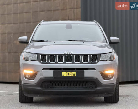 Серый Джип Компас, объемом двигателя 2.36 л и пробегом 105 тыс. км за 14950 $, фото 4 на Automoto.ua