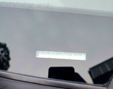 Серый Джип Компас, объемом двигателя 2.4 л и пробегом 136 тыс. км за 15500 $, фото 3 на Automoto.ua