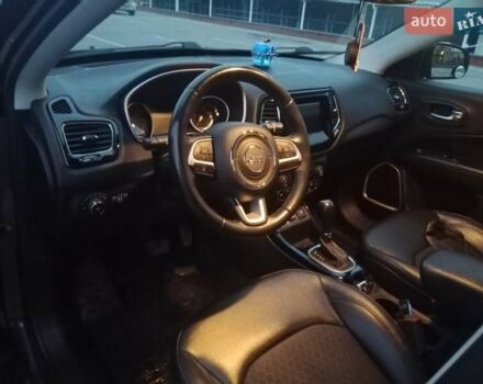 Джип Компас 2018 в Ромнах на Automoto.ua Серый Джип Компас, объемом двигателя 2.36 л и пробегом 134 тыс. км за 15800 $, фото 9 на Automoto.ua