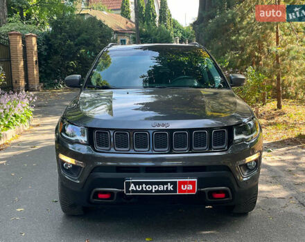 Сірий Джип Compass, об'ємом двигуна 2.4 л та пробігом 63 тис. км за 17990 $, фото 1 на Automoto.ua