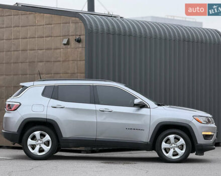 Серый Джип Компас, объемом двигателя 2.36 л и пробегом 105 тыс. км за 14950 $, фото 8 на Automoto.ua
