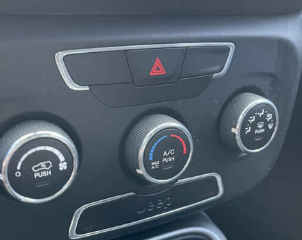 Серый Джип Компас, объемом двигателя 2.36 л и пробегом 105 тыс. км за 13500 $, фото 22 на Automoto.ua