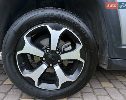 Сірий Джип Compass, об'ємом двигуна 2.36 л та пробігом 64 тис. км за 12500 $, фото 25 на Automoto.ua